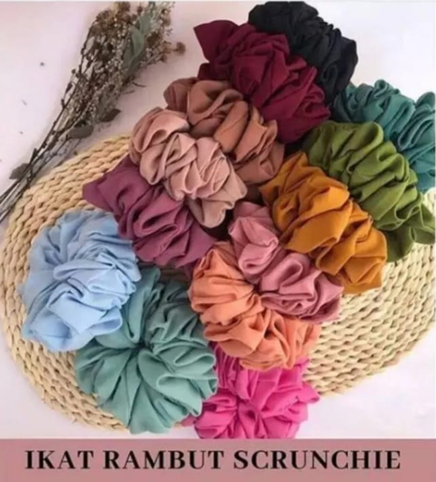 IKAT RAMBUT SCRUNCHIE - Produk perawatan kaki dan tangan